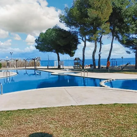 Apartment Comfortable In With Shared Pool