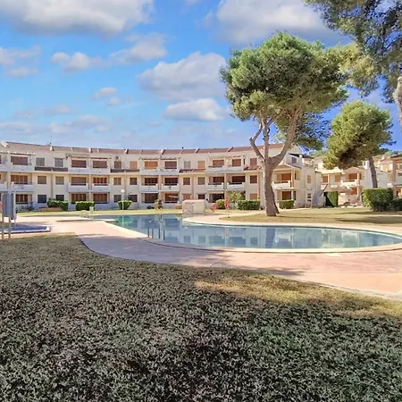 Comfortable In With Shared Pool Apartment *