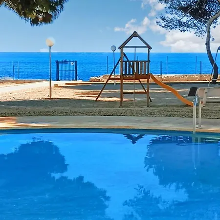Comfortable In With Shared Pool Alcanar