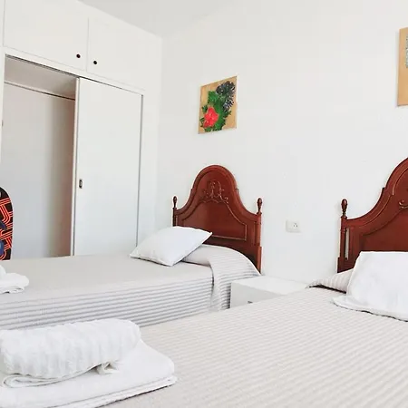 Comfortable In With Shared Pool * Alcanar