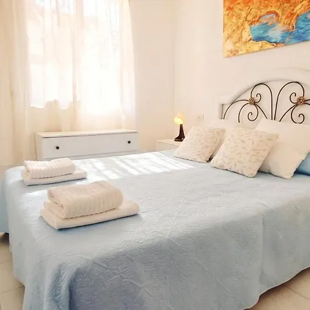 Comfortable In With Shared Pool * Alcanar