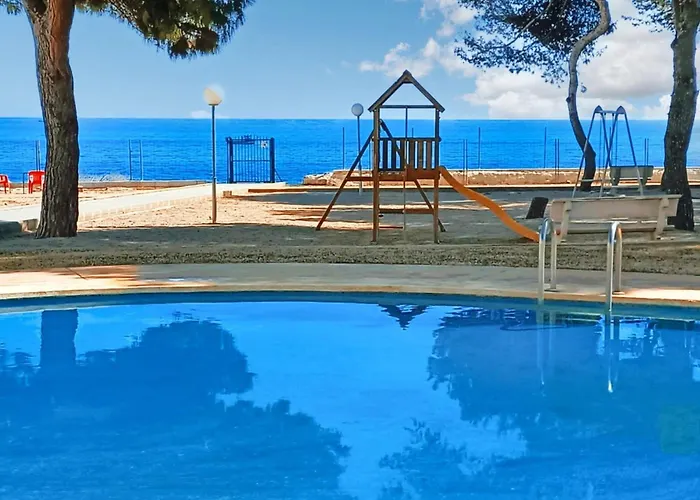 Comfortable In With Shared Pool Alcanar